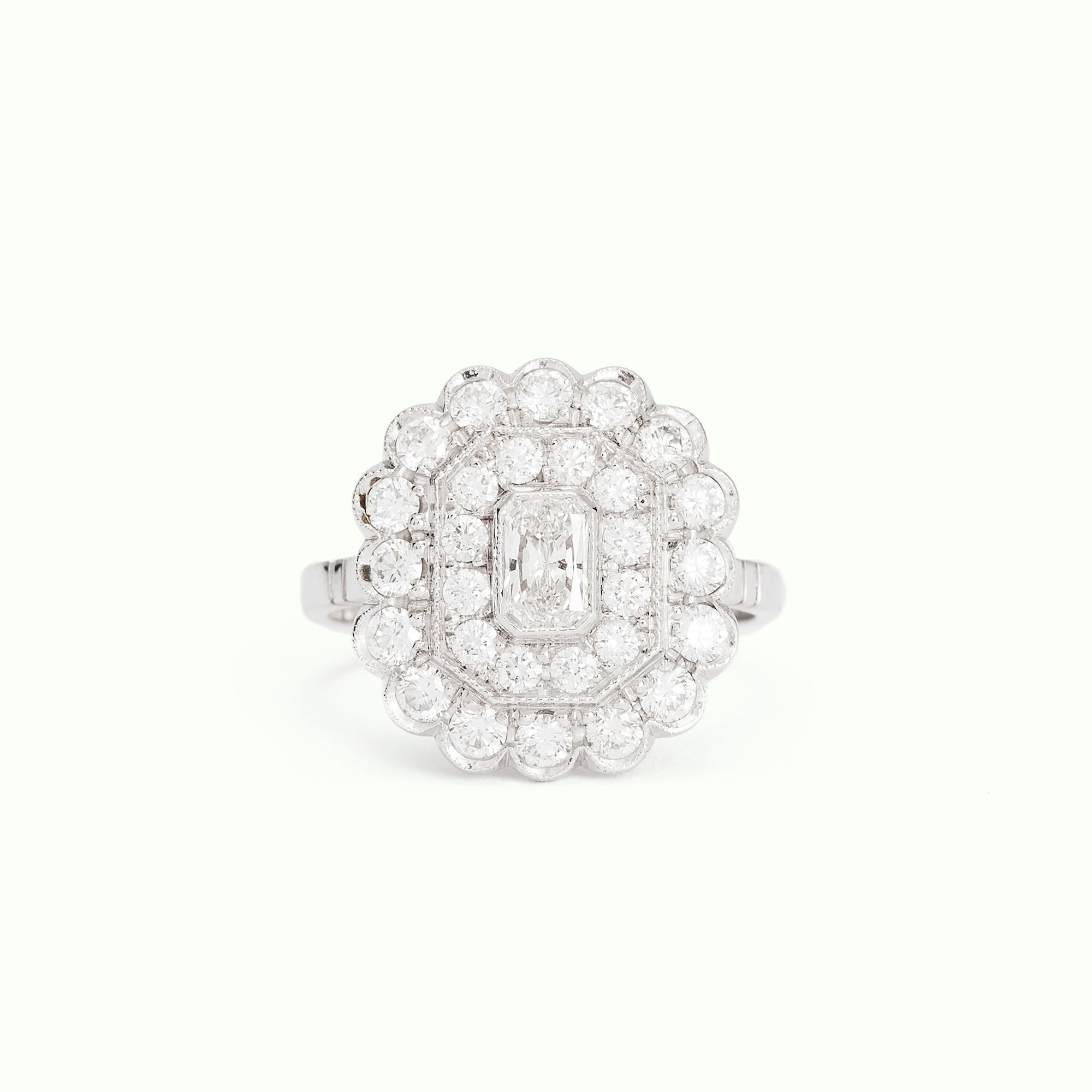 Anell 1871 Art Deco amb Diamant talla Radiant