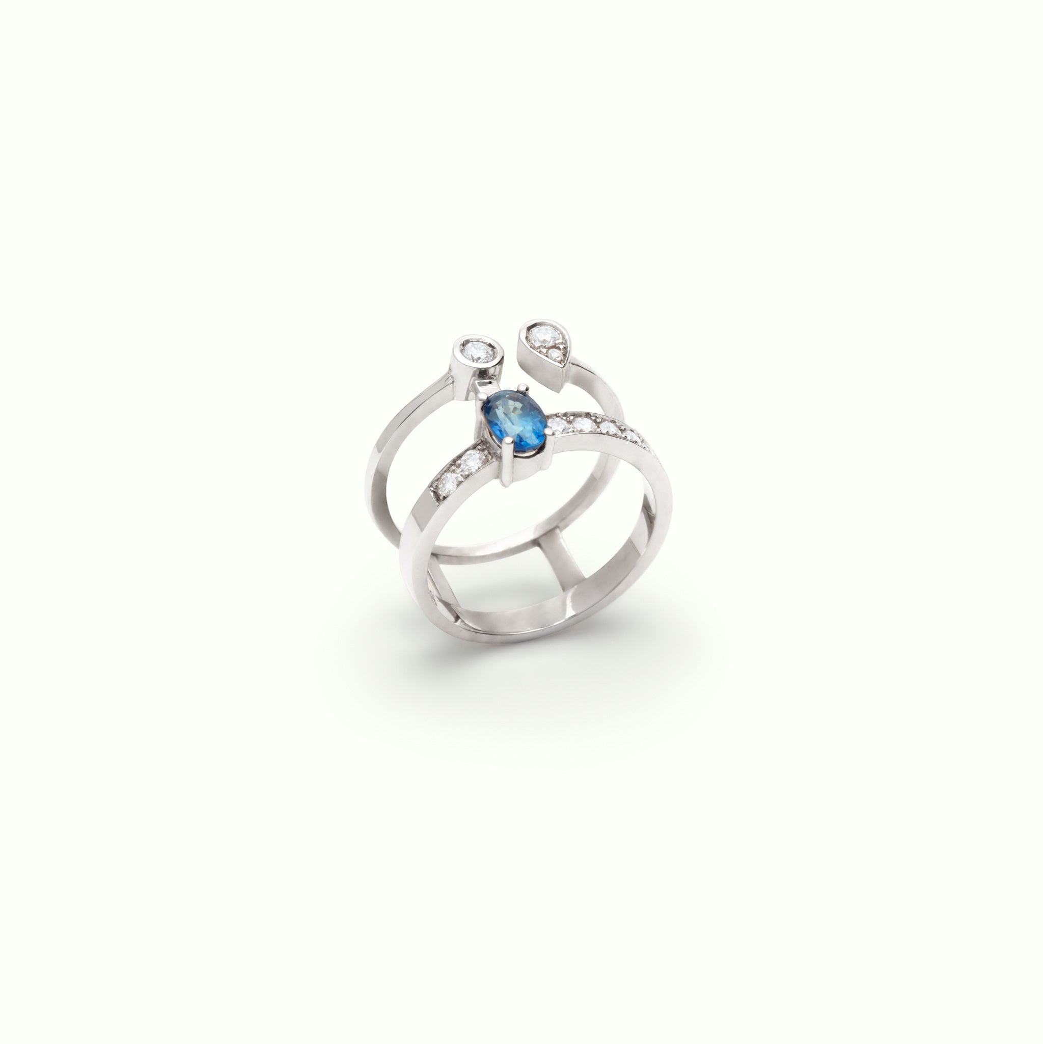 Anillo Genuine Drop Blue Saphire